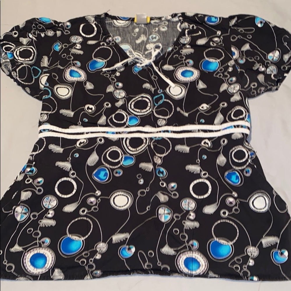 Wink scrub top